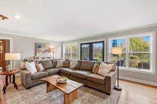 13725 N Lake Shore Dr, Mequon, WI 53097 - Photo 15