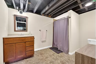 1801 W Kimberly Ave, Milwaukee, WI 53221 - Photo 15