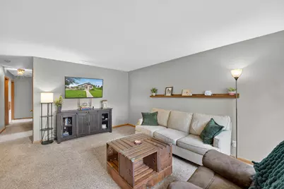 1801 W Kimberly Ave, Milwaukee, WI 53221 - Photo 3