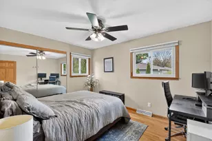 1801 W Kimberly Ave, Milwaukee, WI 53221 - Photo 11