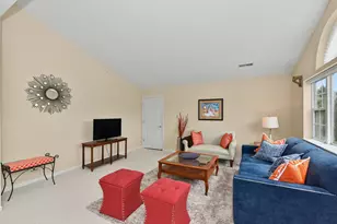 9128 W Elm Ct, Franklin, WI 53132 - Photo 27