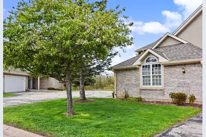 9128 W Elm Ct #D, Franklin, WI 53132 - Photo 41