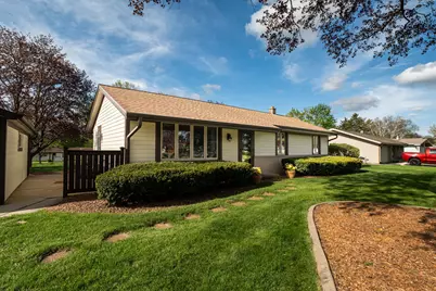 3351  Moraine Dr, Richfield, WI 53033 - Photo 39