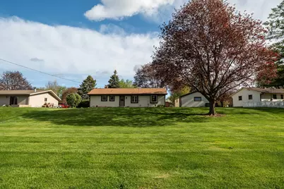 3351  Moraine Dr, Richfield, WI 53033 - Photo 35