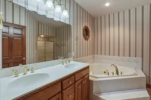 506 Spring Crest Cir, Waukesha, WI 53188 - Photo 19