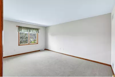506  Spring Crest Cir, Waukesha, WI 53188 - Photo 23