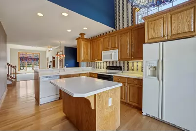 506  Spring Crest Cir, Waukesha, WI 53188 - Photo 15