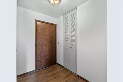 151 N University Dr #319, West Bend, WI 53095 - Photo 7