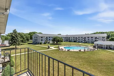 151 N University Dr #319, West Bend, WI 53095 - Photo 15