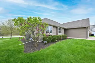 9225 Auburn Ct, Racine, WI 53406 - Photo 41