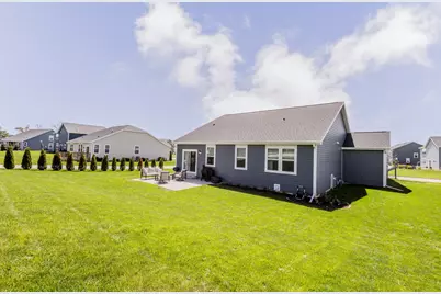 N56W24190  Peppertree Dr, Sussex, WI 53089 - Photo 29