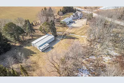 323  S Heritage Dr, Oostburg, WI 53070 - Photo 31