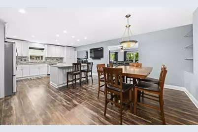 1321 E Maass Dr, Oak Creek, WI 53154 - Photo 5