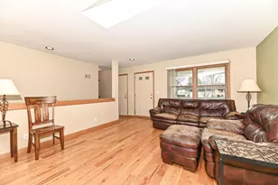 114 E Spruce St, Salem Lakes, WI 53170 - Photo 7