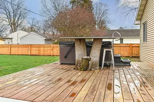 114 E Spruce St, Salem Lakes, WI 53170 - Photo 33