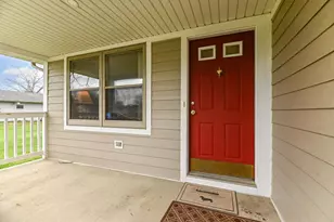 114 E Spruce St, Salem Lakes, WI 53170 - Photo 3