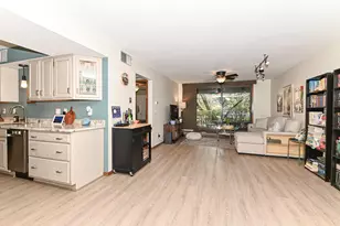 3916 N Oakland Ave, Milwaukee, WI 53211 - Photo 5