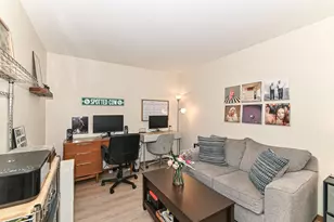 3916 N Oakland Ave, Milwaukee, WI 53211 - Photo 19