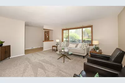 12151 W Diane Dr, Wauwatosa, WI 53226 - Photo 5