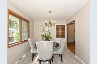 12151 W Diane Dr, Wauwatosa, WI 53226 - Photo 7
