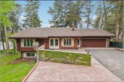 814  Highland Rd, Lake Mills, WI 53551 - Photo 1