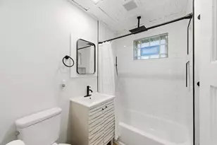 1514 S 36th St, Milwaukee, WI 53215 - Photo 11