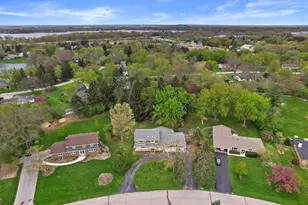 N51W35827 Hillcrest Ct, Oconomowoc, WI 53066 - Photo 71