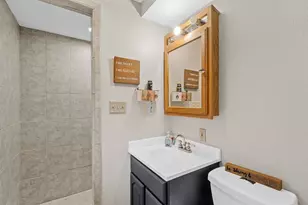 N51W35827 Hillcrest Ct, Oconomowoc, WI 53066 - Photo 45
