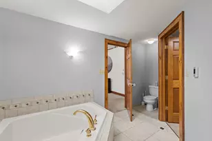 N51W35827 Hillcrest Ct, Oconomowoc, WI 53066 - Photo 39