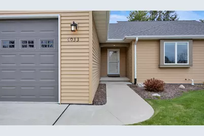 4033  Spring Ct, Sheboygan, WI 53083 - Photo 3