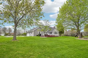 1722 W Thrush Ln, Mequon, WI 53092 - Photo 31