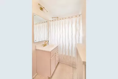 1330 N 5th St, Sheboygan, WI 53081 - Photo 29