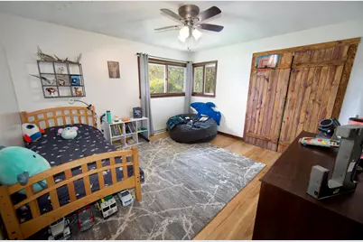 N68W13722  Bay Ridge Ct, Menomonee Falls, WI 53051 - Photo 13