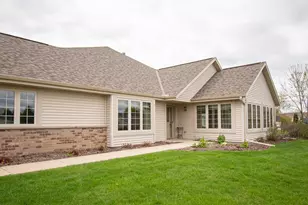 W197N17085 Stonewall Dr, Jackson, WI 53037 - Photo 25