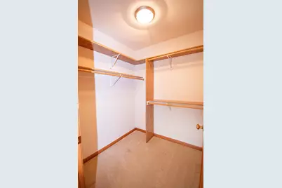 W197N17085  Stonewall Dr, Jackson, WI 53037 - Photo 19