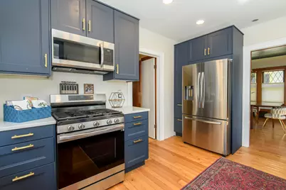2844 N Hartung Ave, Milwaukee, WI 53210 - Photo 29