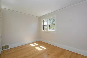 2844 N Hartung Ave, Milwaukee, WI 53210 - Photo 33
