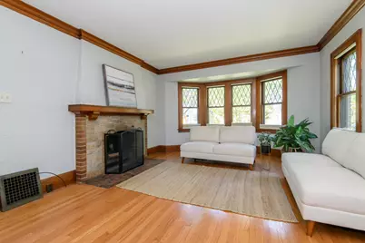 2844 N Hartung Ave, Milwaukee, WI 53210 - Photo 13