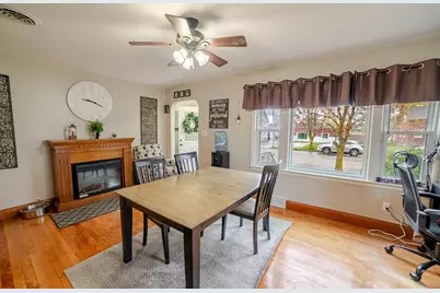 509  Jackson St, Mishicot, WI 54228 - Photo 5