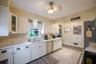 509 Jackson St, Mishicot, WI 54228 - Photo 9