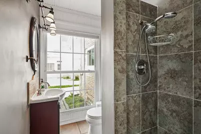 2411 N 96th St, Wauwatosa, WI 53226 - Photo 27