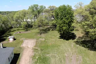1627 St Cloud St, La Crosse, WI 54603 - Photo 1