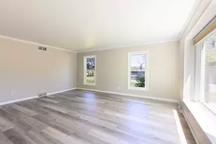 3 Birchwood Ct, Racine, WI 53402 - Photo 5