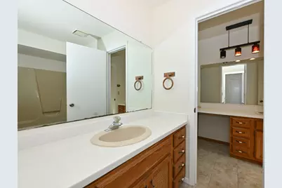 W167N11188  Queens Ct #W167N11190, Germantown, WI 53022 - Photo 39