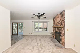 W167N11188 Queens Ct, Germantown, WI 53022 - Photo 21