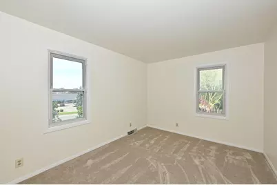 W167N11188  Queens Ct #W167N11190, Germantown, WI 53022 - Photo 45
