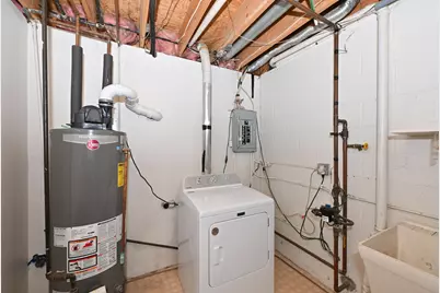 W167N11188  Queens Ct #W167N11190, Germantown, WI 53022 - Photo 37
