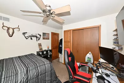 W167N11188  Queens Ct #W167N11190, Germantown, WI 53022 - Photo 17