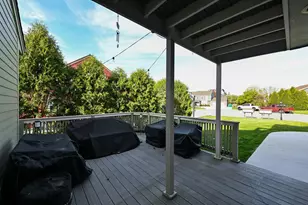 W167N11167 Queens Ct, Germantown, WI 53022 - Photo 21