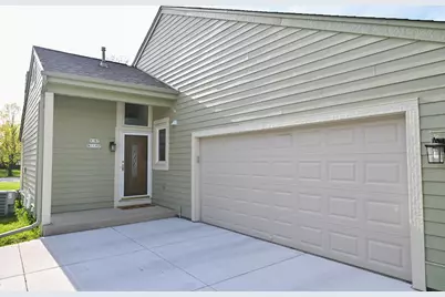 W167N11167  Queens Ct #W167N11169, Germantown, WI 53022 - Photo 7